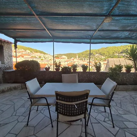 House Zarko בית נופש