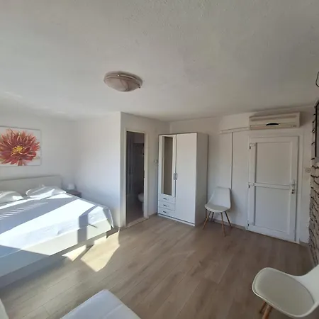 House Zarko