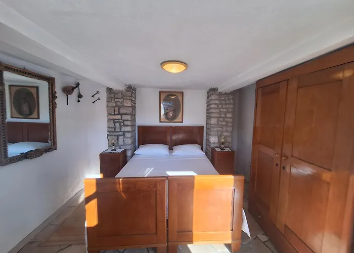 House Zarko Pucisca