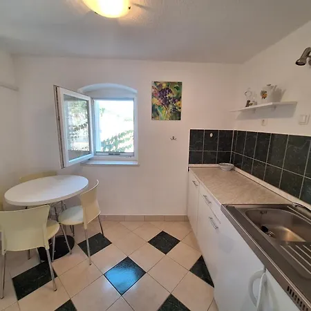 House Zarko Pucisca