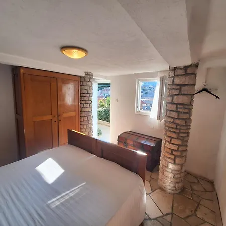 House Zarko Pucisca