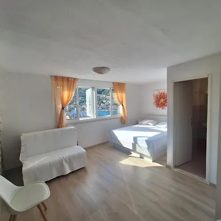House Zarko *